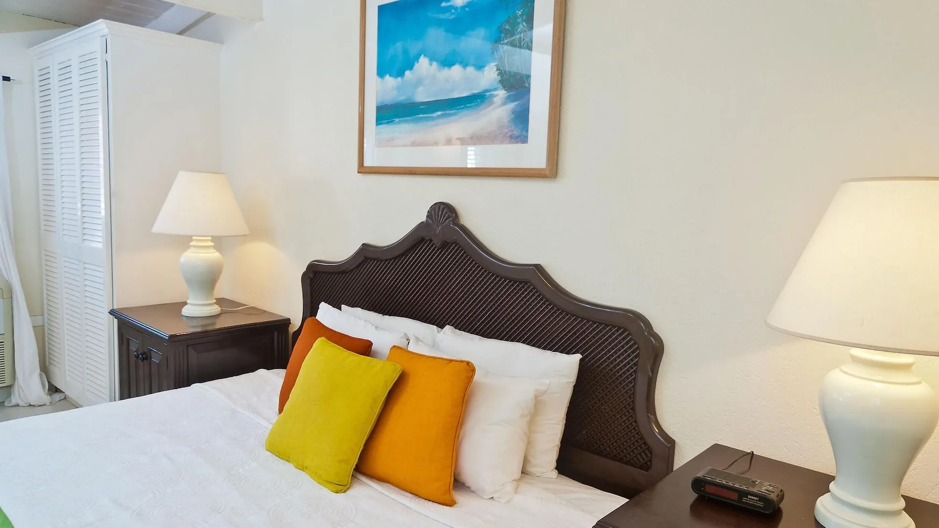 Regent Apartments Holetown