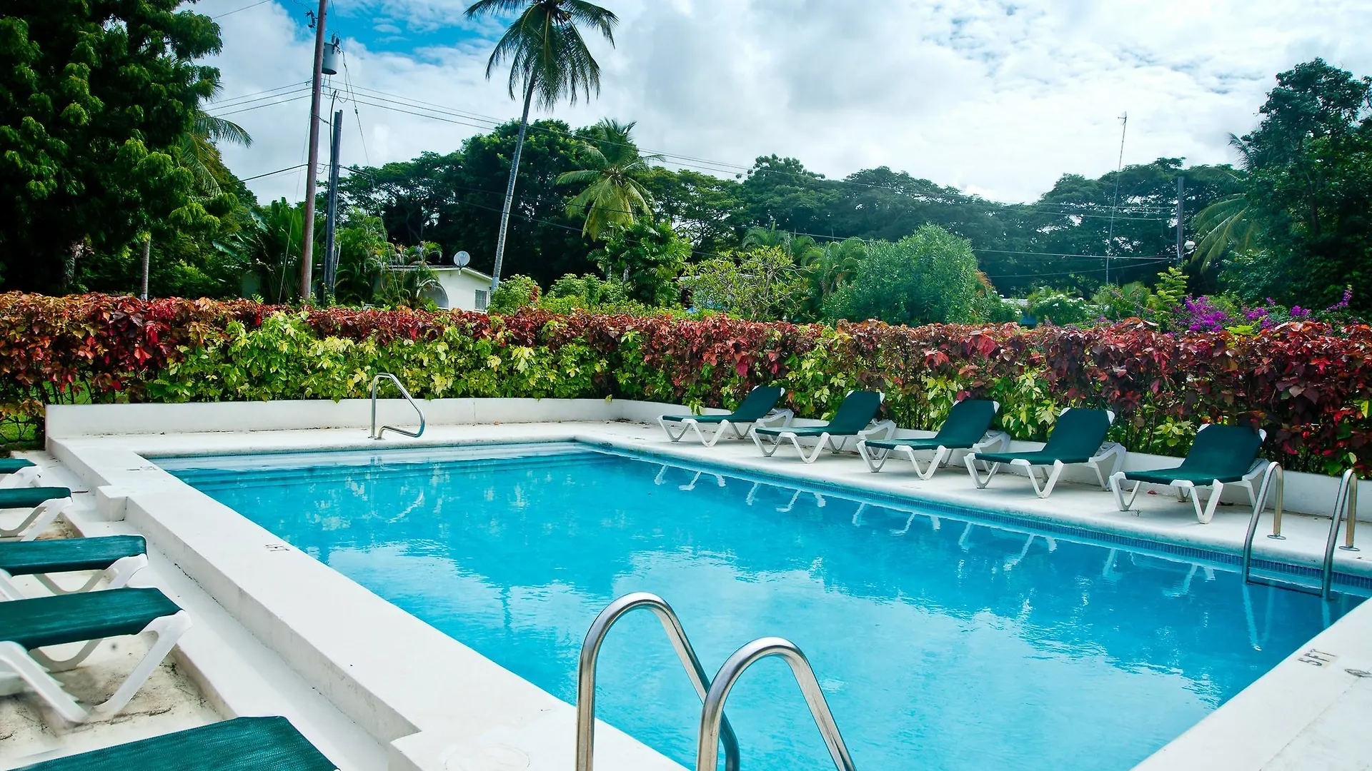 Regent Apartments Holetown